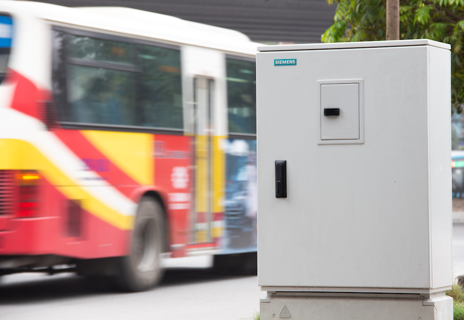 Siemens[-]triển[-]khai[-]giải[-]pháp[-]giao[-]thông[-]thông[-]minh[-]cho[-]thủ[-]đô[-]Hà[-]Nội